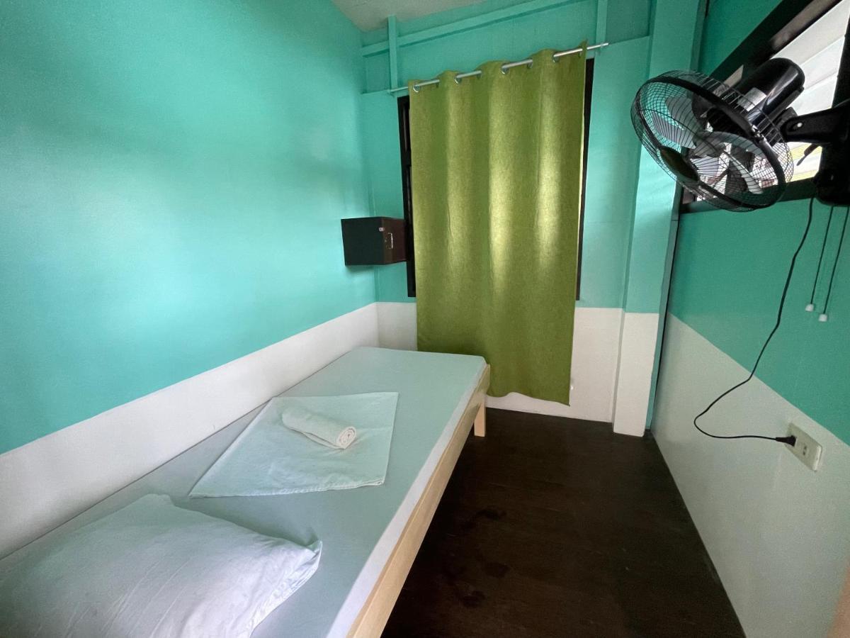 Austrias Guest House El Nido Exterior photo